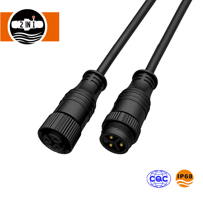 Conector impermeabil IP67 cu 8 pini